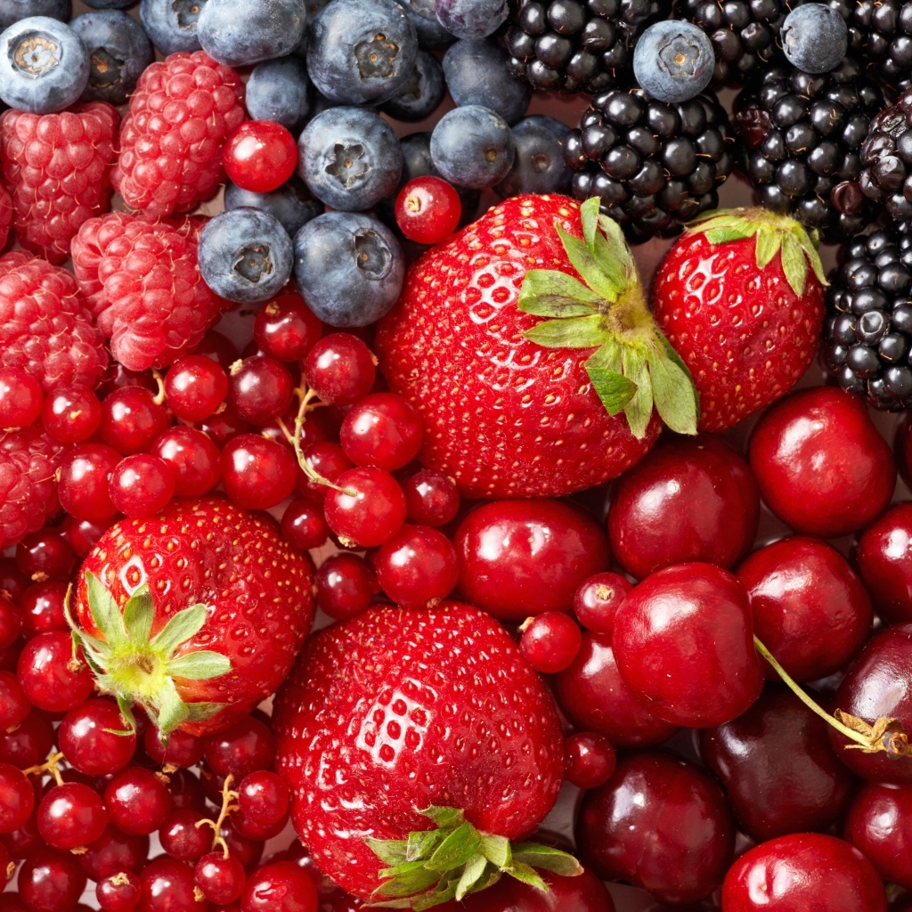 Аппетитные спелые ягоды крупным планом