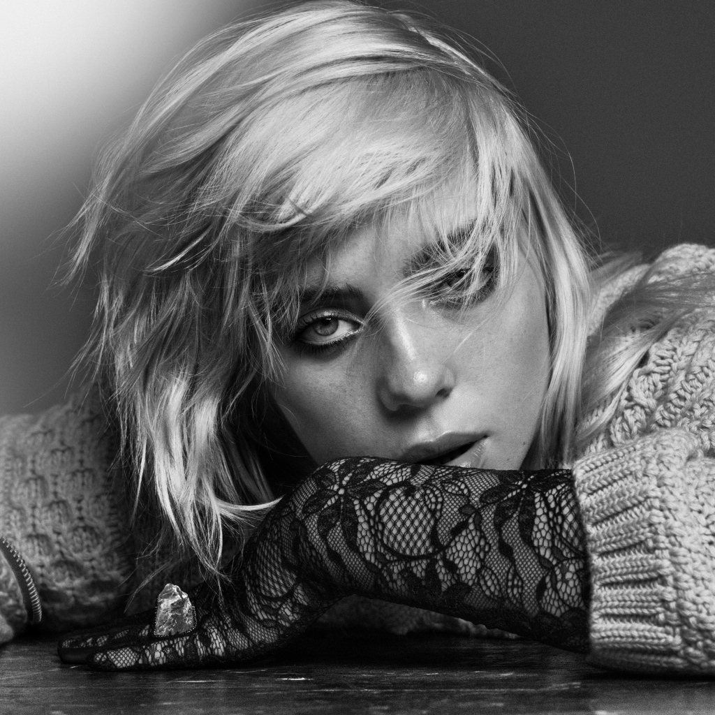 Черно-белое фото Билли Айлиш