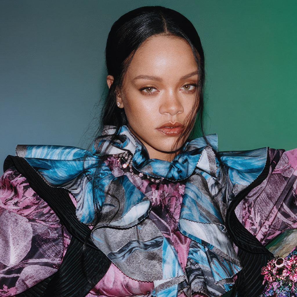 Певица Рианна в красивом наряде