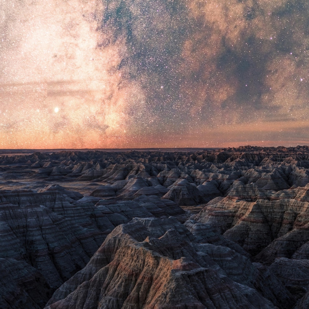 Красивое небо над горами