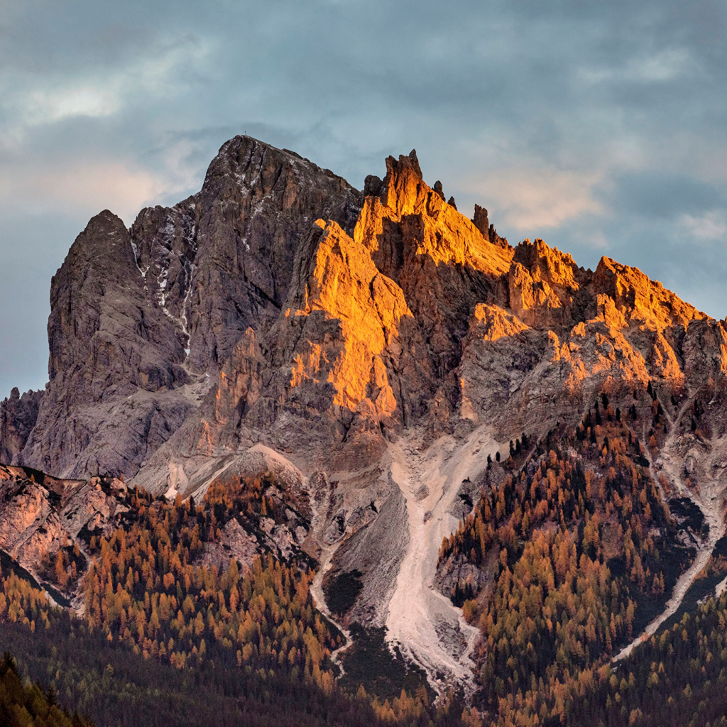 Острые вершины итальянских альп