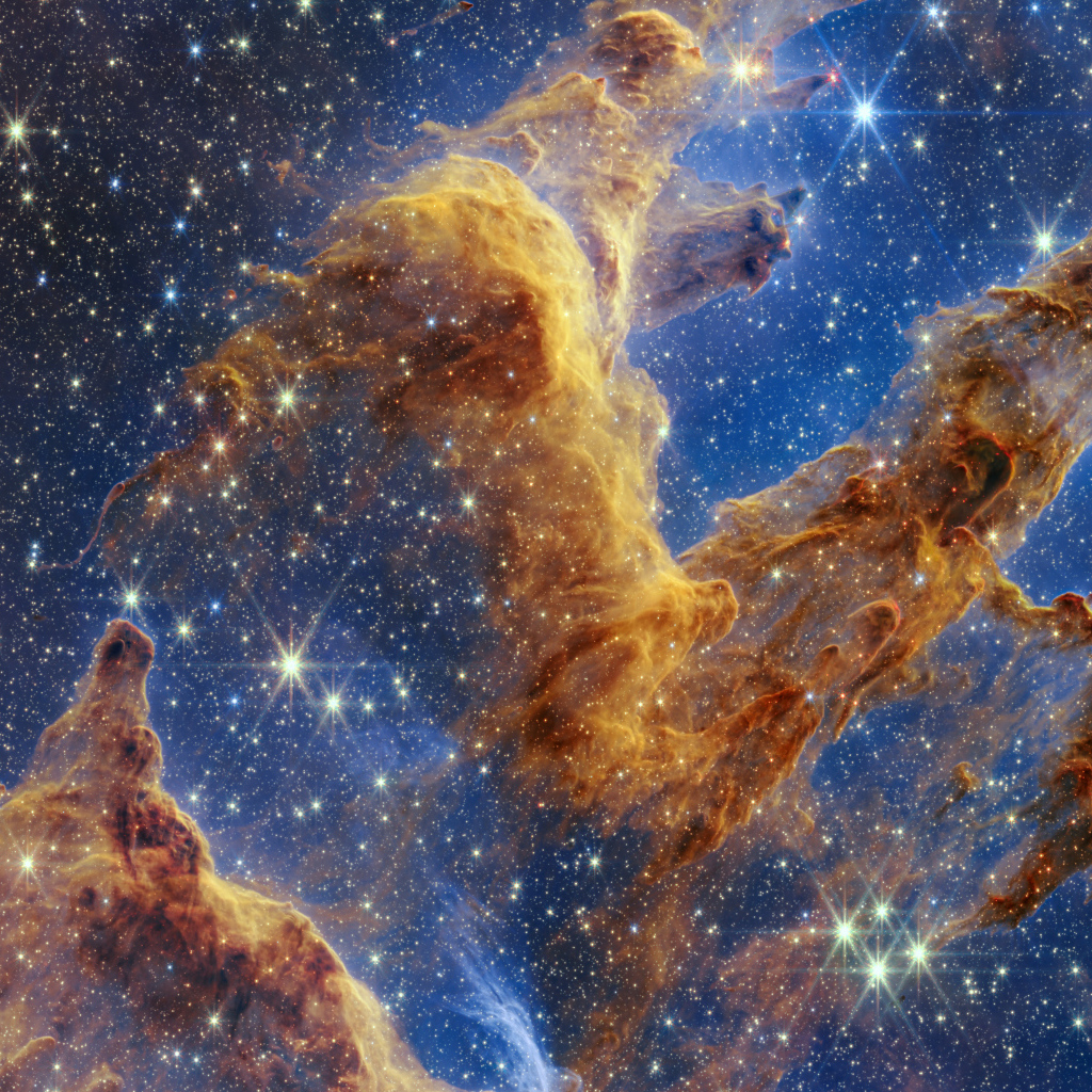 Большая космическая  туманность со звездами