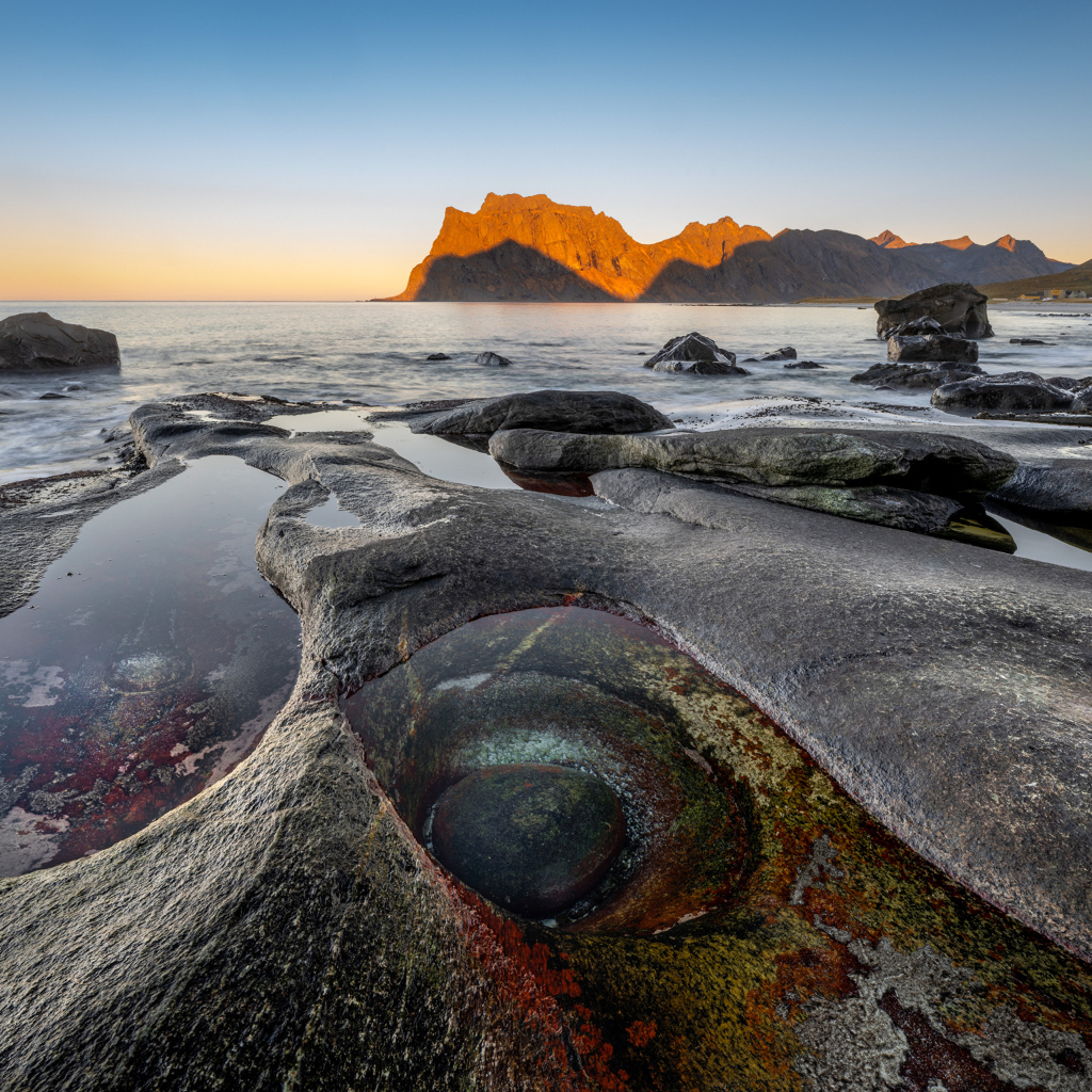 Каменный берег Лофотенских островов, Норвегия