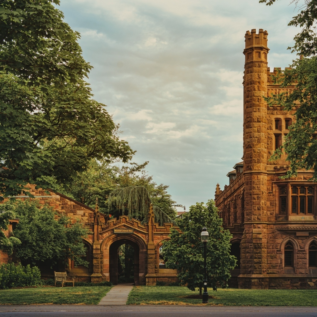 Старое здание Принстонский университет, США