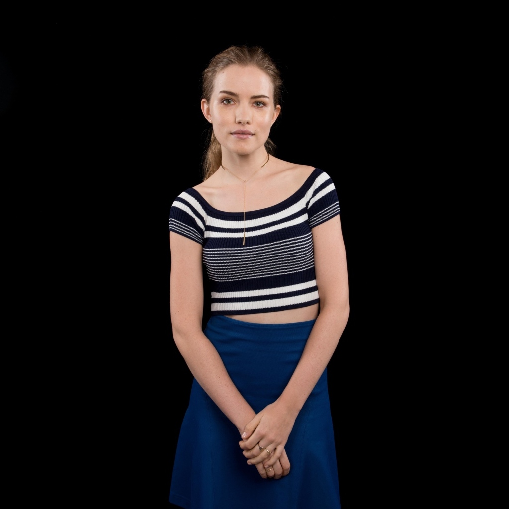 Актриса Уилла Фицджералд на черном фоне