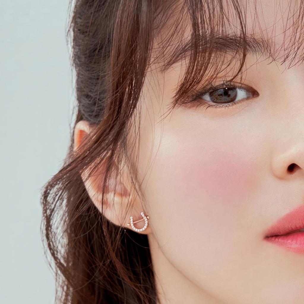 Лицо молодой актрисы Хан Со Хи