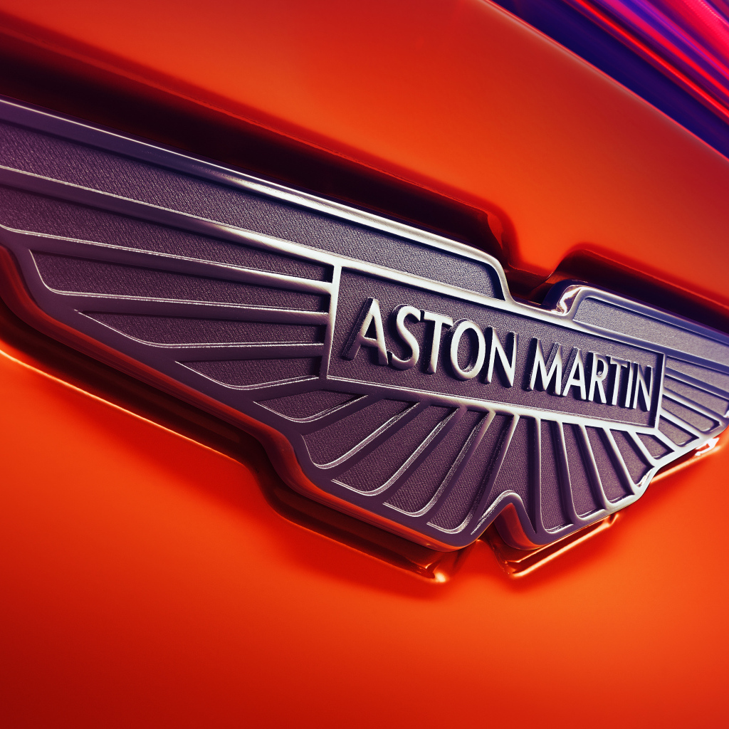 Логотип автомобиля  Aston Martin DBX707 2024 года