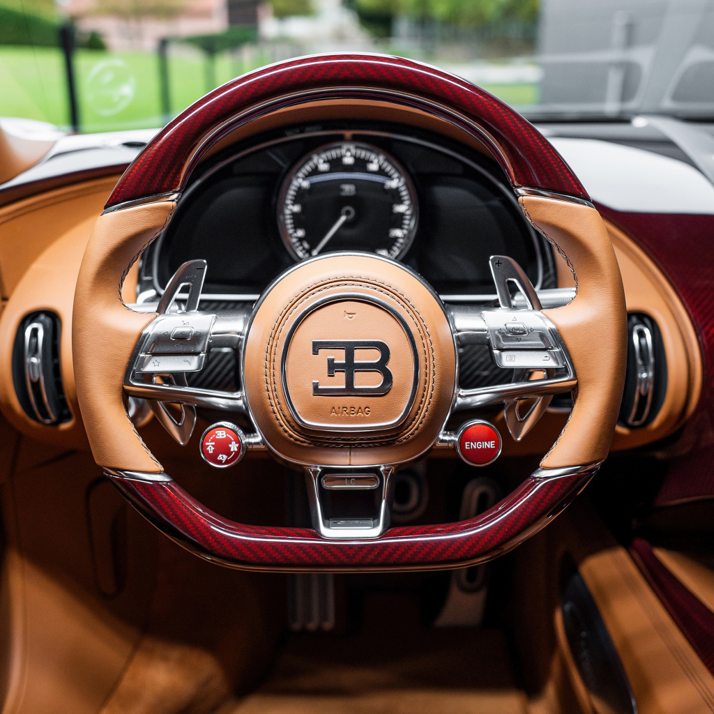 Стильный салон автомобиля Bugatti Chiron