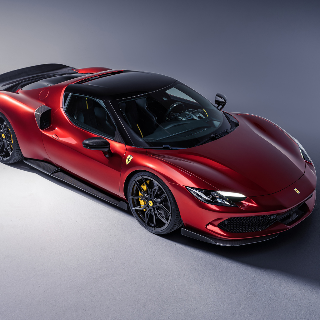 Вид сверху на красный автомобиль Novitec Ferrari 296 GTB Aero 2024 года