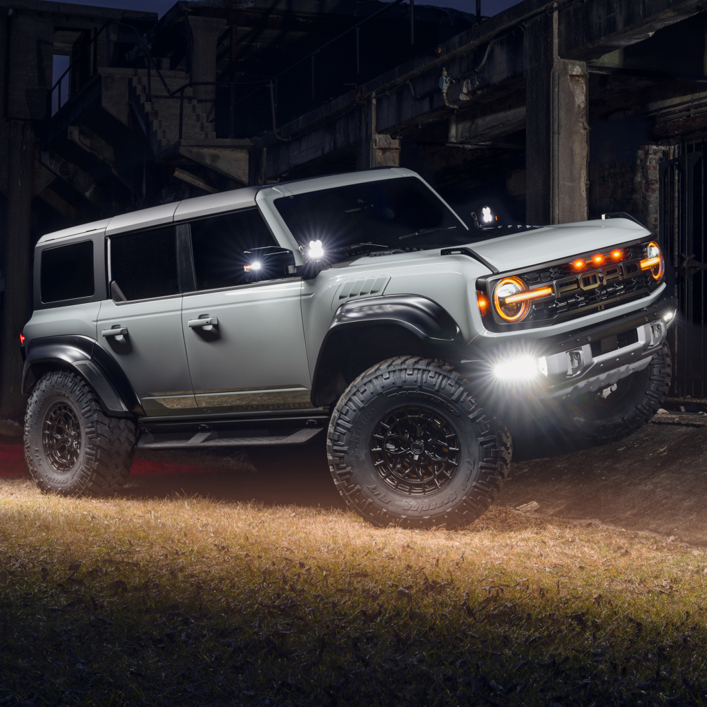 Автомобиль Ford Bronco Raptor