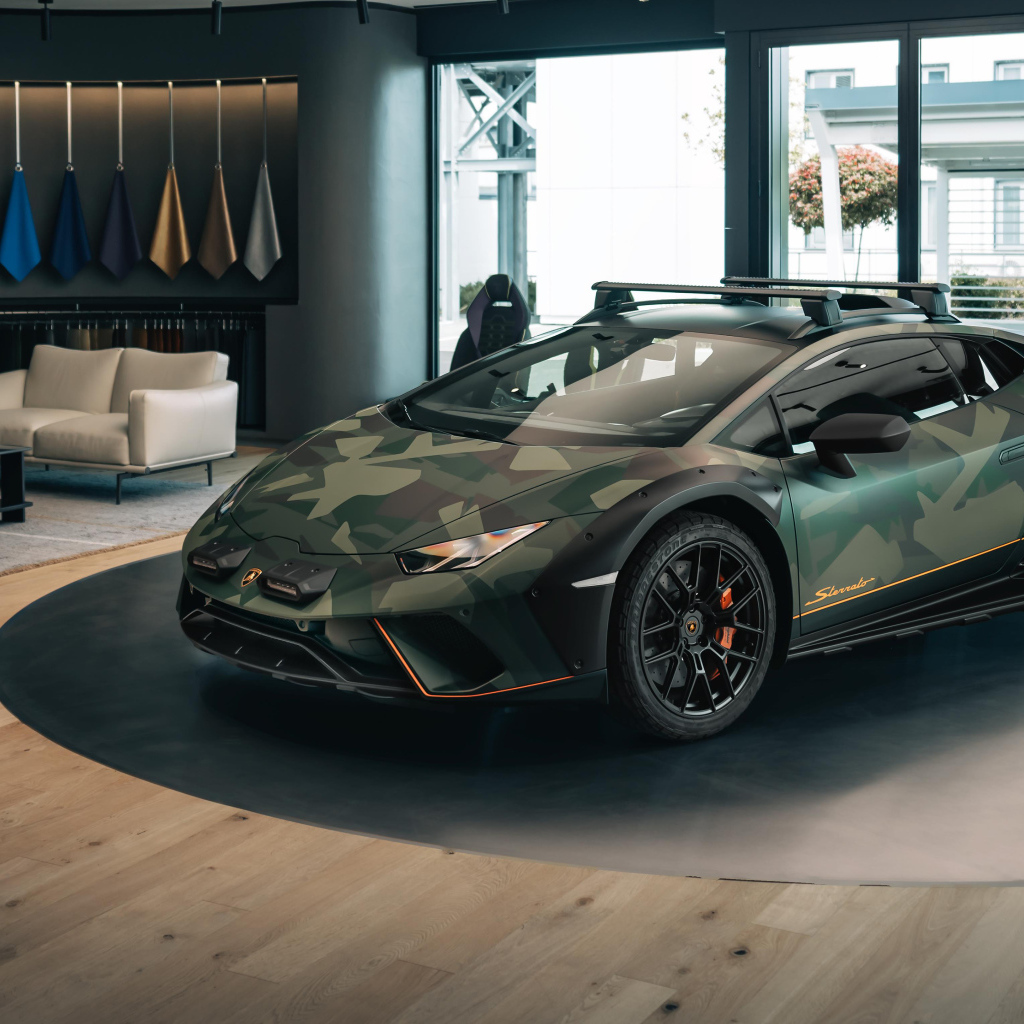 Быстрый автомобиль Lamborghini Huracán Sterrato All-Terrain Ad Personam 2024 года
