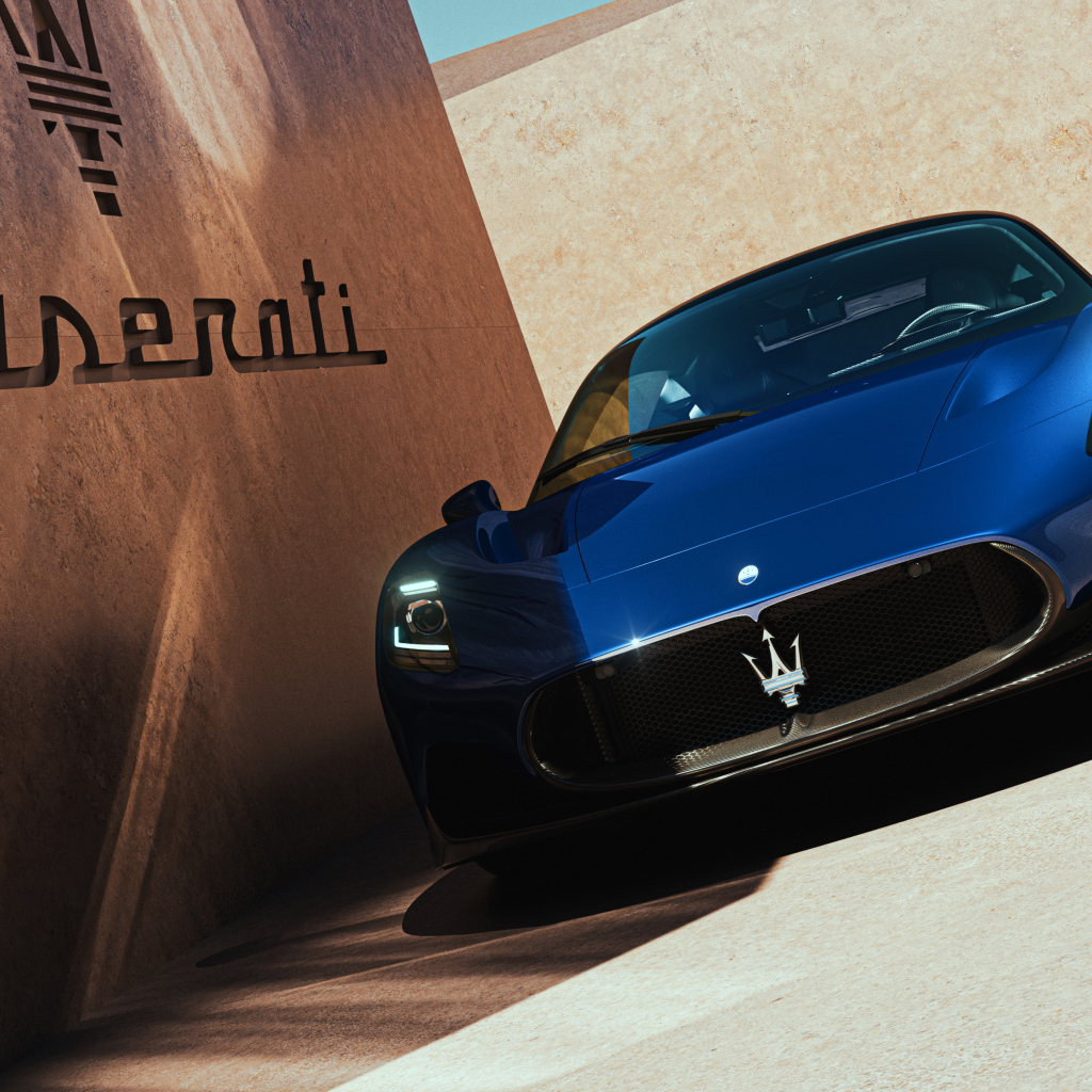 Дорогой автомобиль Maserati MC20