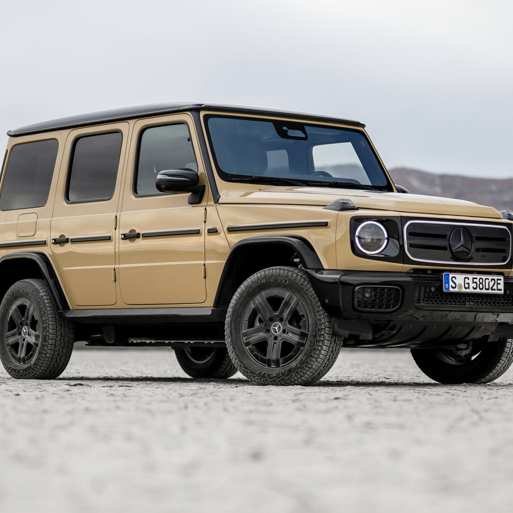 Большой внедорожник Mercedes-Benz G 580 With EQ Technology 2024 года