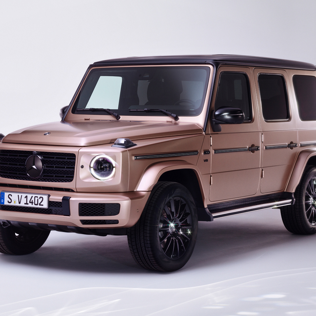 Стильный автомобиль Mercedes-Benz G 500 Stronger Than Diamonds