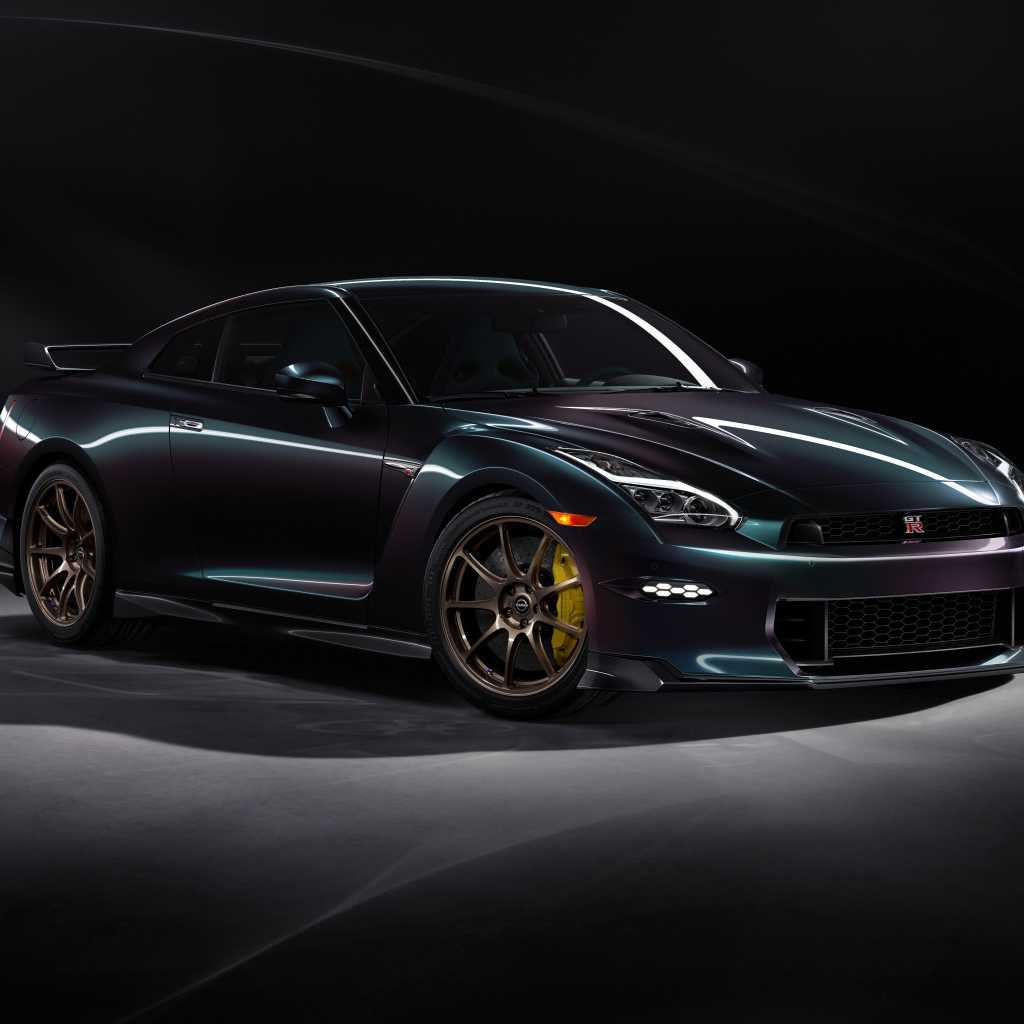Автомобиль Nissan GT-R T-Spec Takumi Edition 2024 года