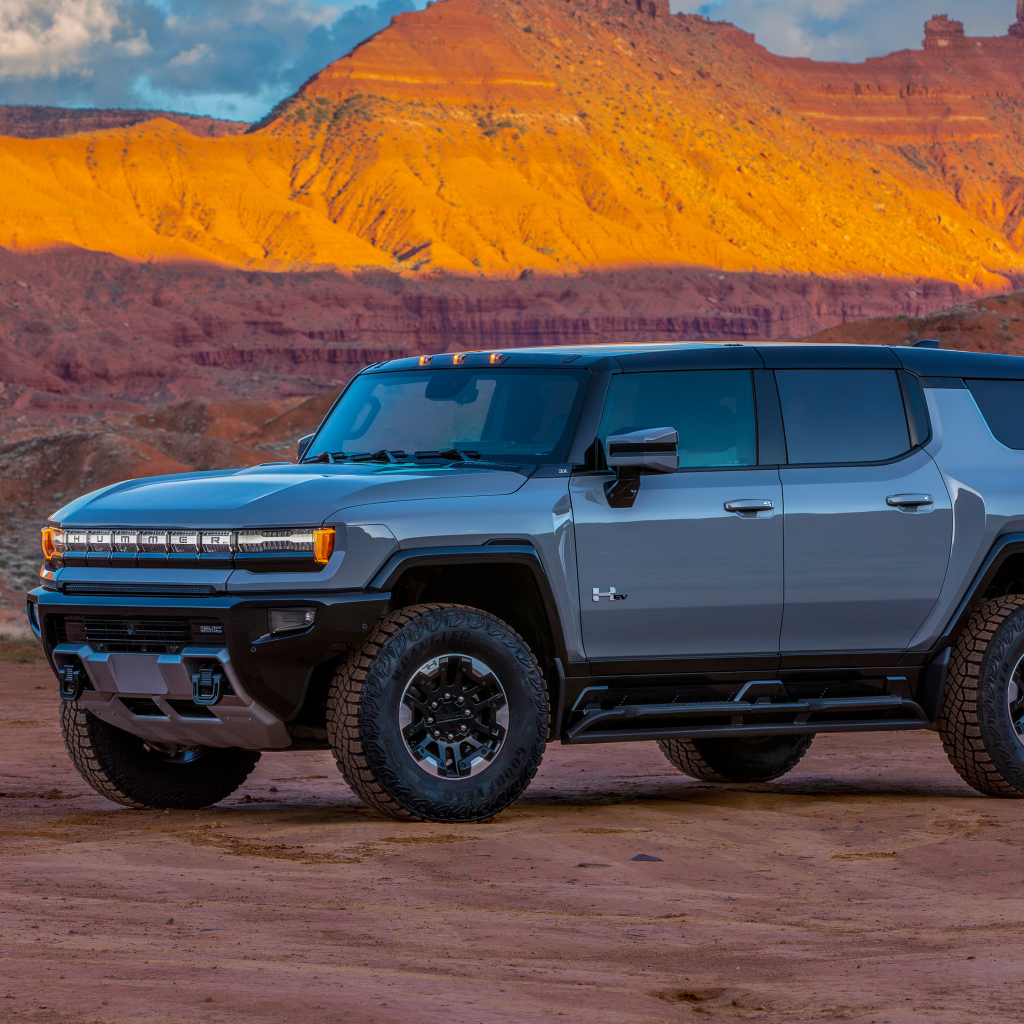 Внедорожник GMC Hummer EV 2024 года