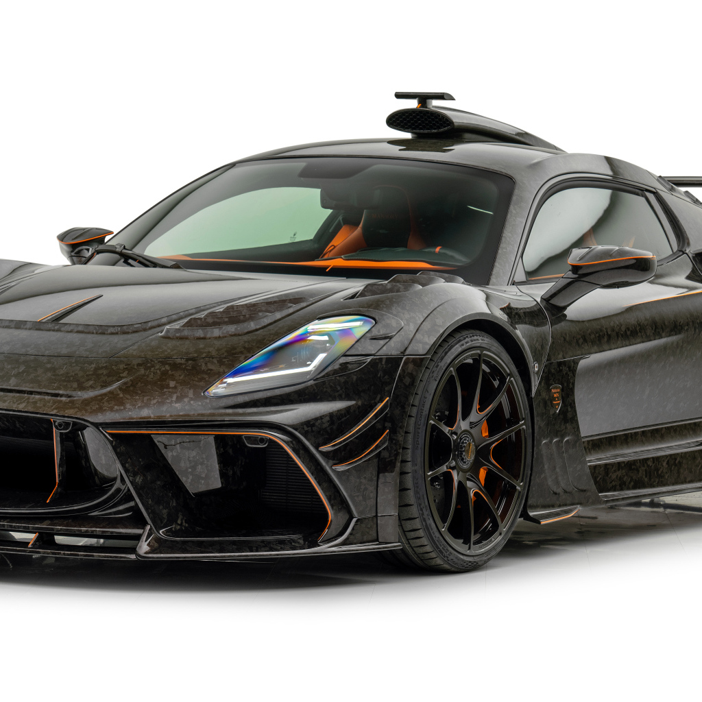 Черный автомобиль Mansory MCX Pergusa 2024 года