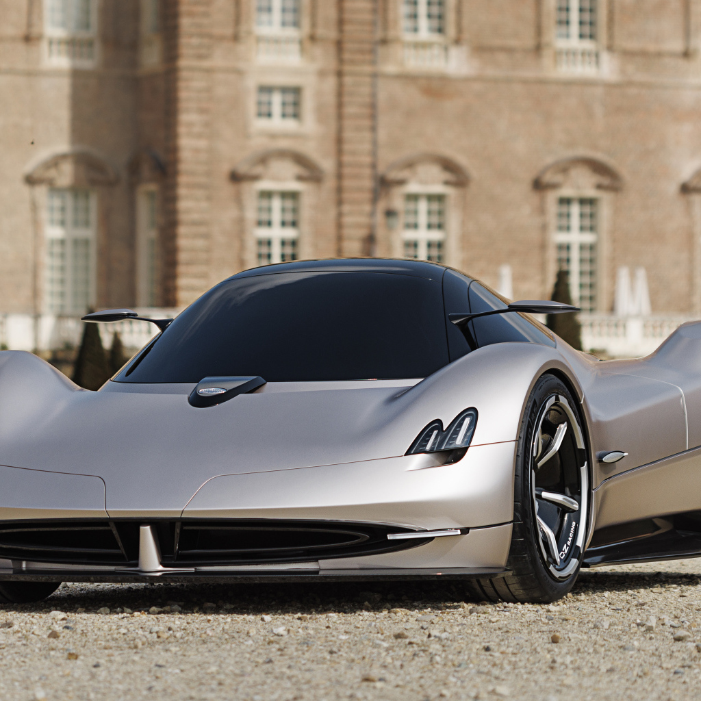 Серебристый дорогой автомобиль Pagani Alisea By IED 2024 года