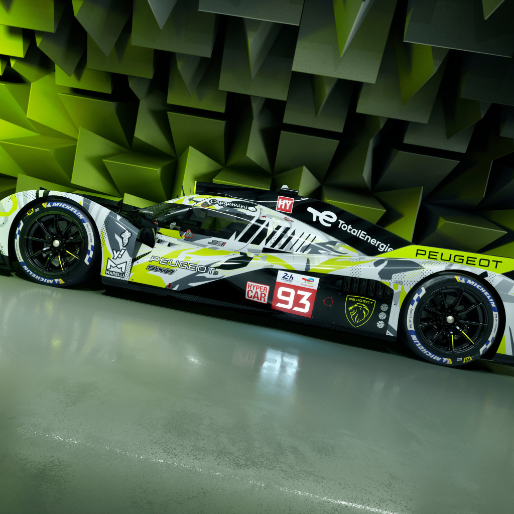Гоночный автомобиль Peugeot 9X8 2024 года