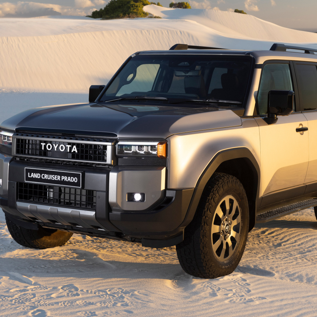 Внедорожник Toyota Land Cruiser Prado VX-R 2024 года