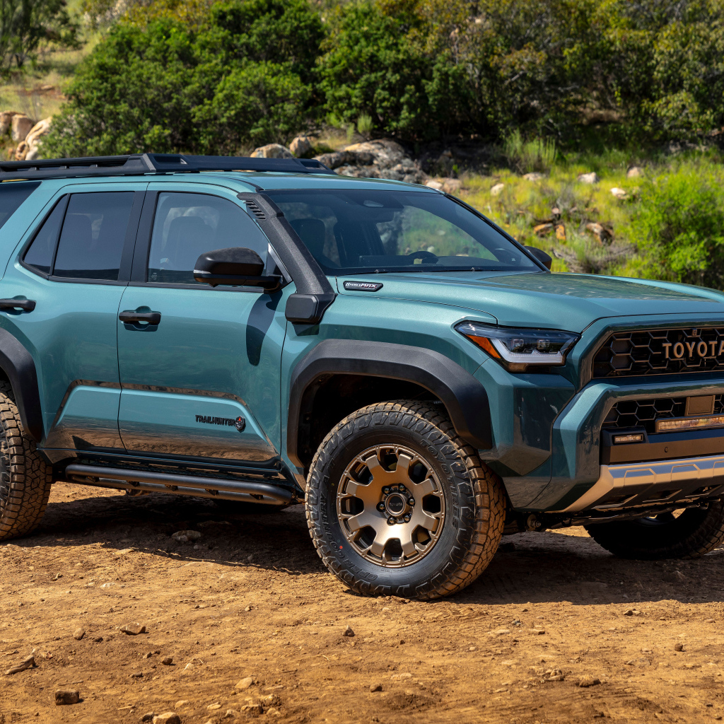 Внедорожник Toyota 4Runner Trailhunter  2025 года