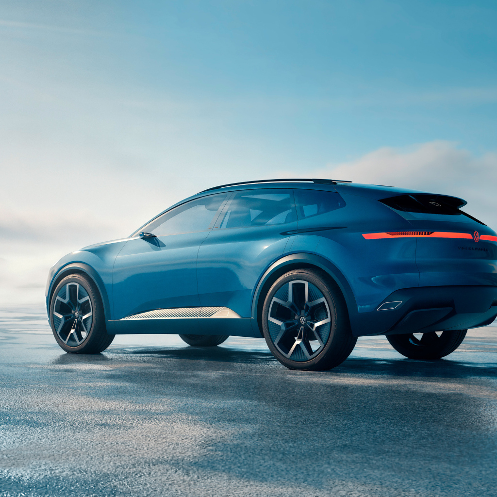 Вид сзади на автомобиль Volkswagen ID. Code 2024 года