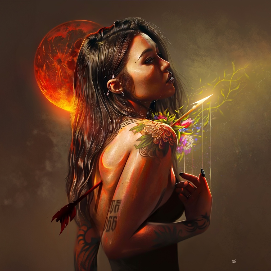 Девушка с тату, пронзена волшебной стрелой, стоит на фоне красной луны
