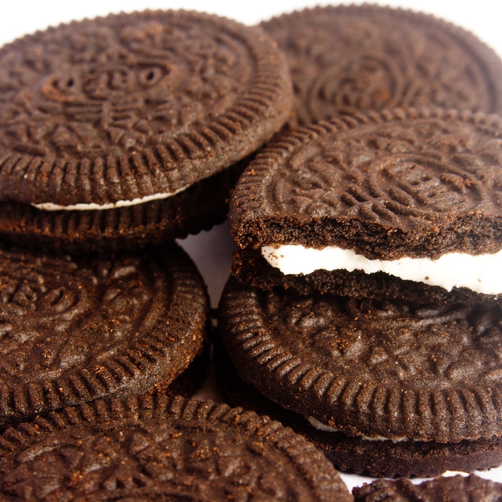 Шоколадное печенье орео крупным планом