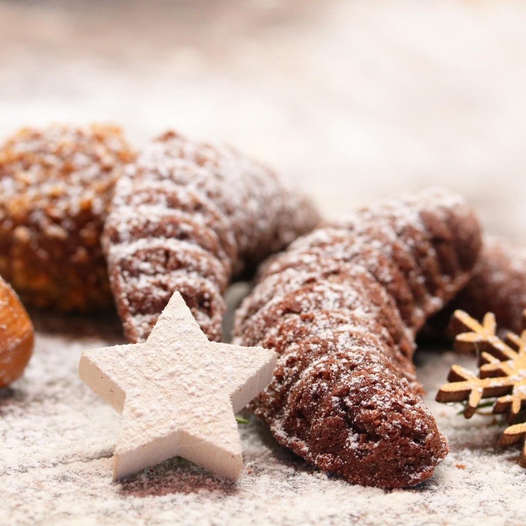 Рождественское печенье с сахарной пудрой