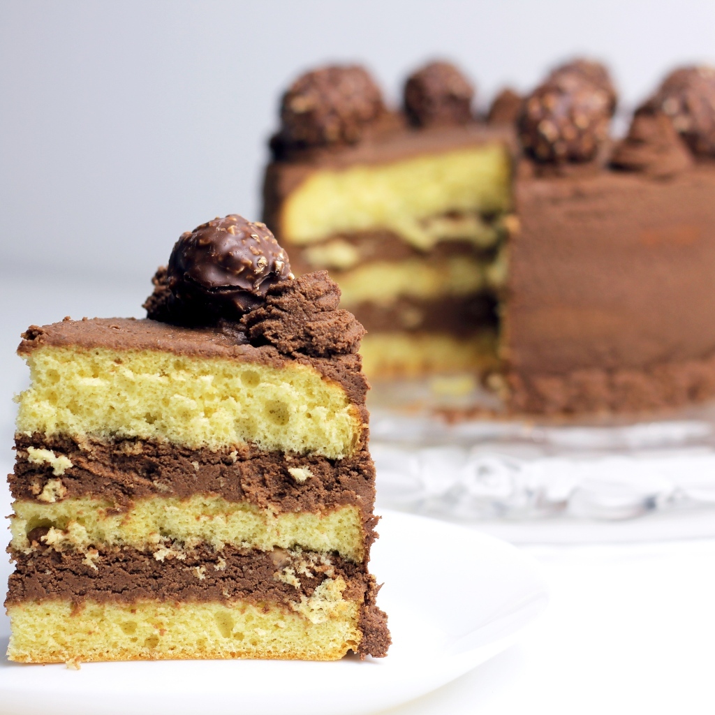 Вкусный шоколадный крем в торте