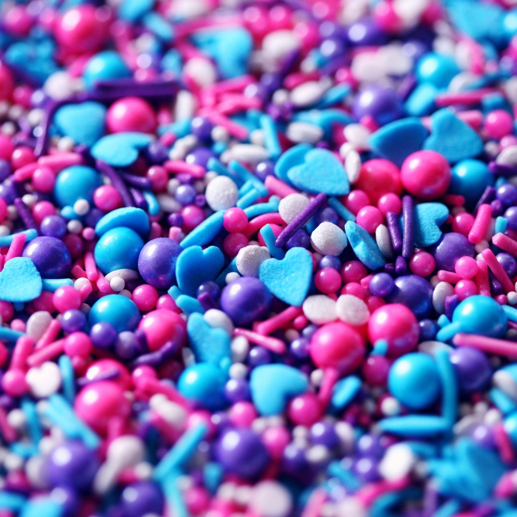 Разноцветная сладкая кондитерская посыпка