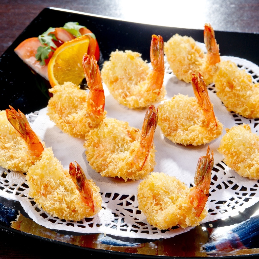 Жареные креветки в кляре