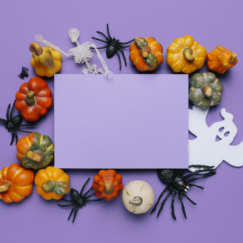 Шаблон с декором для поздравительной открытки на Хеллоуин 