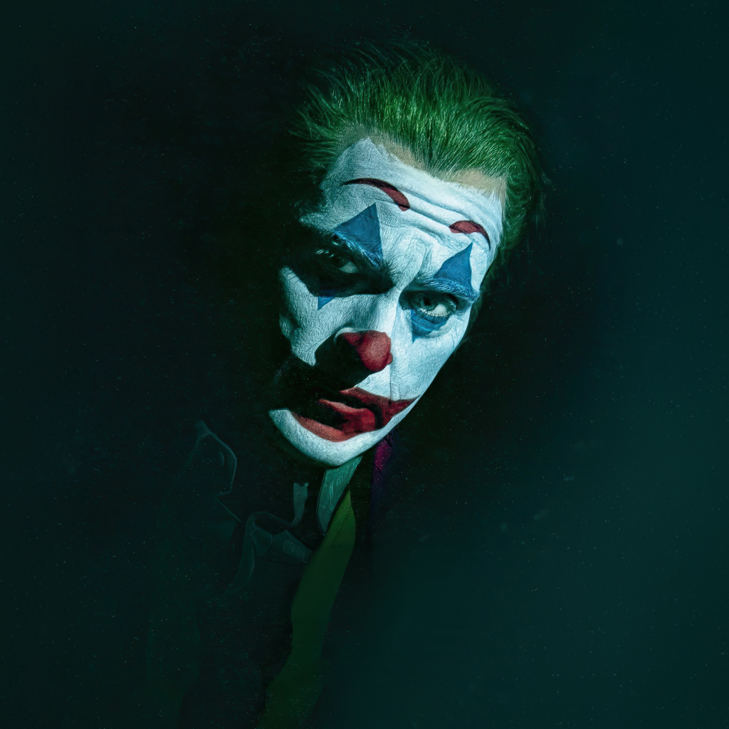 Хоакин Феникс в новом фильме Джокер: Безумие на двоих, 2024