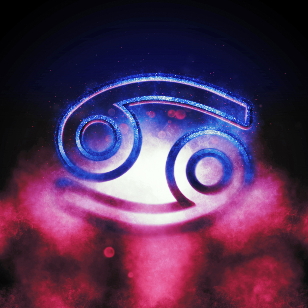 Знак зодиака рак на фоне розового дыма