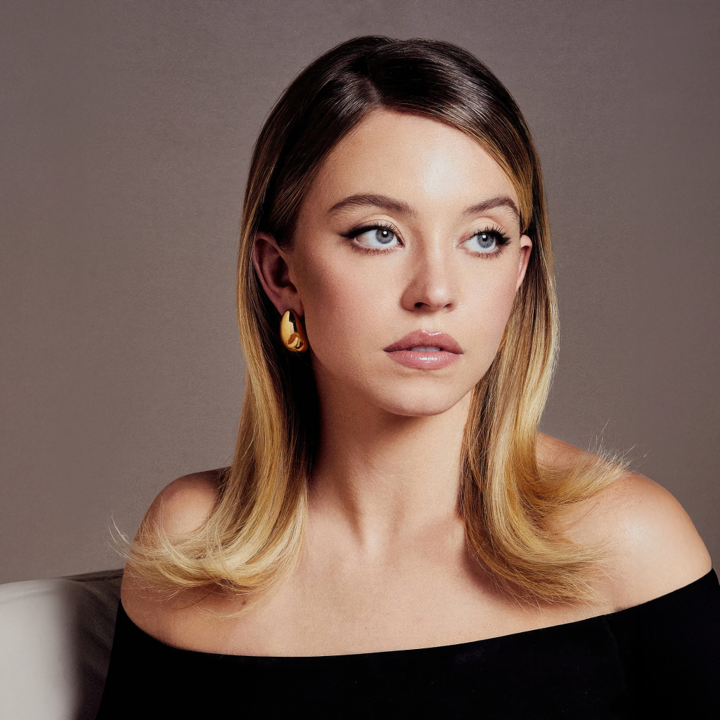 Выразительный взгляд актрисы Сидни Суини