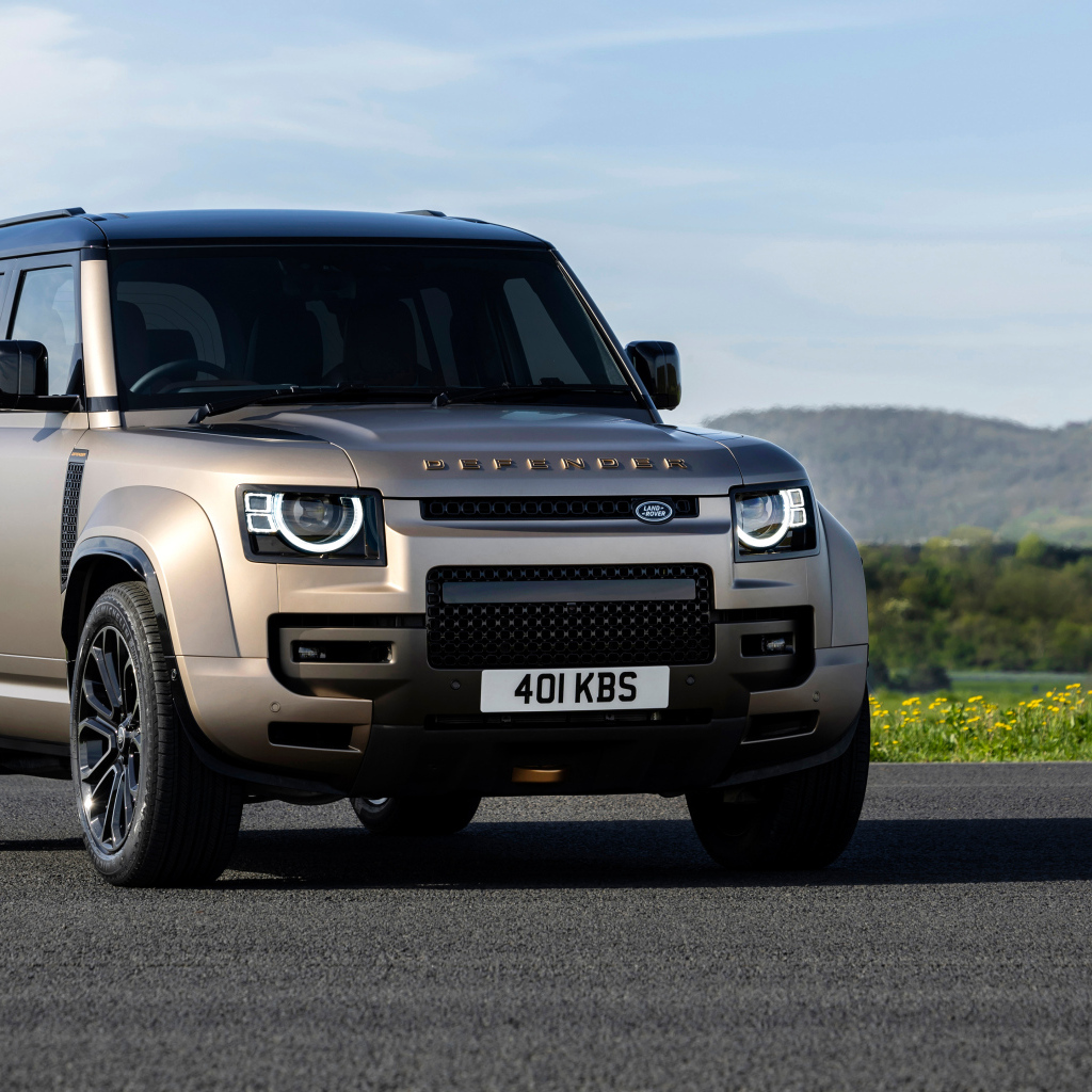 Автомобиль Defender OCTA 2024 года