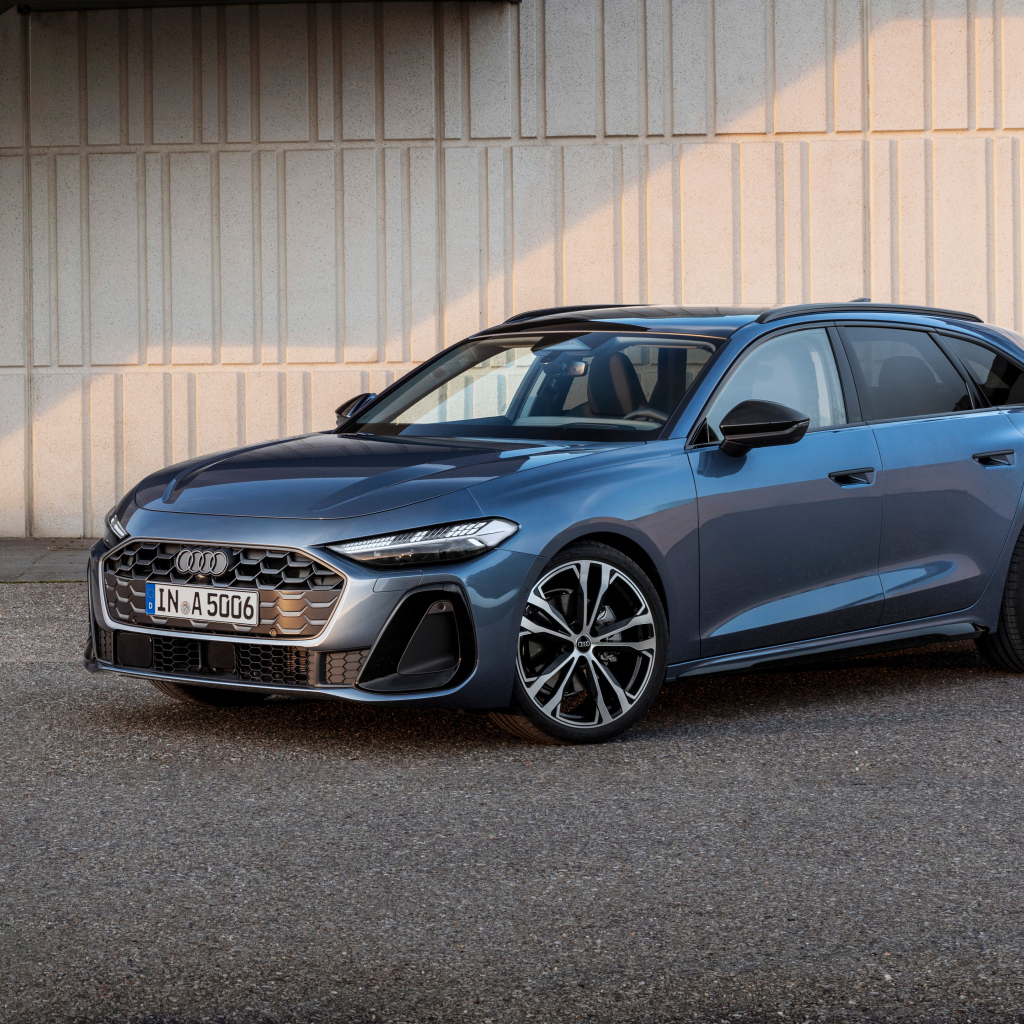 Автомобиль Audi A5 Avant TFSI quattro S line 2024 года