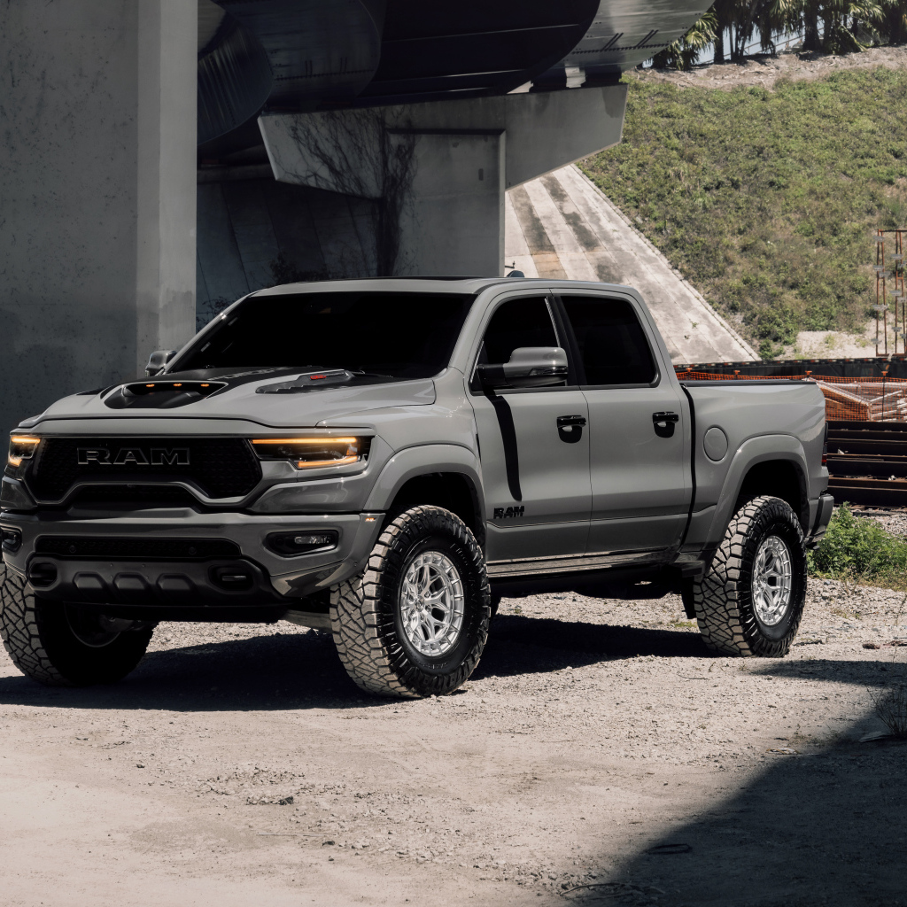 Пикап RAM 1500 TRX