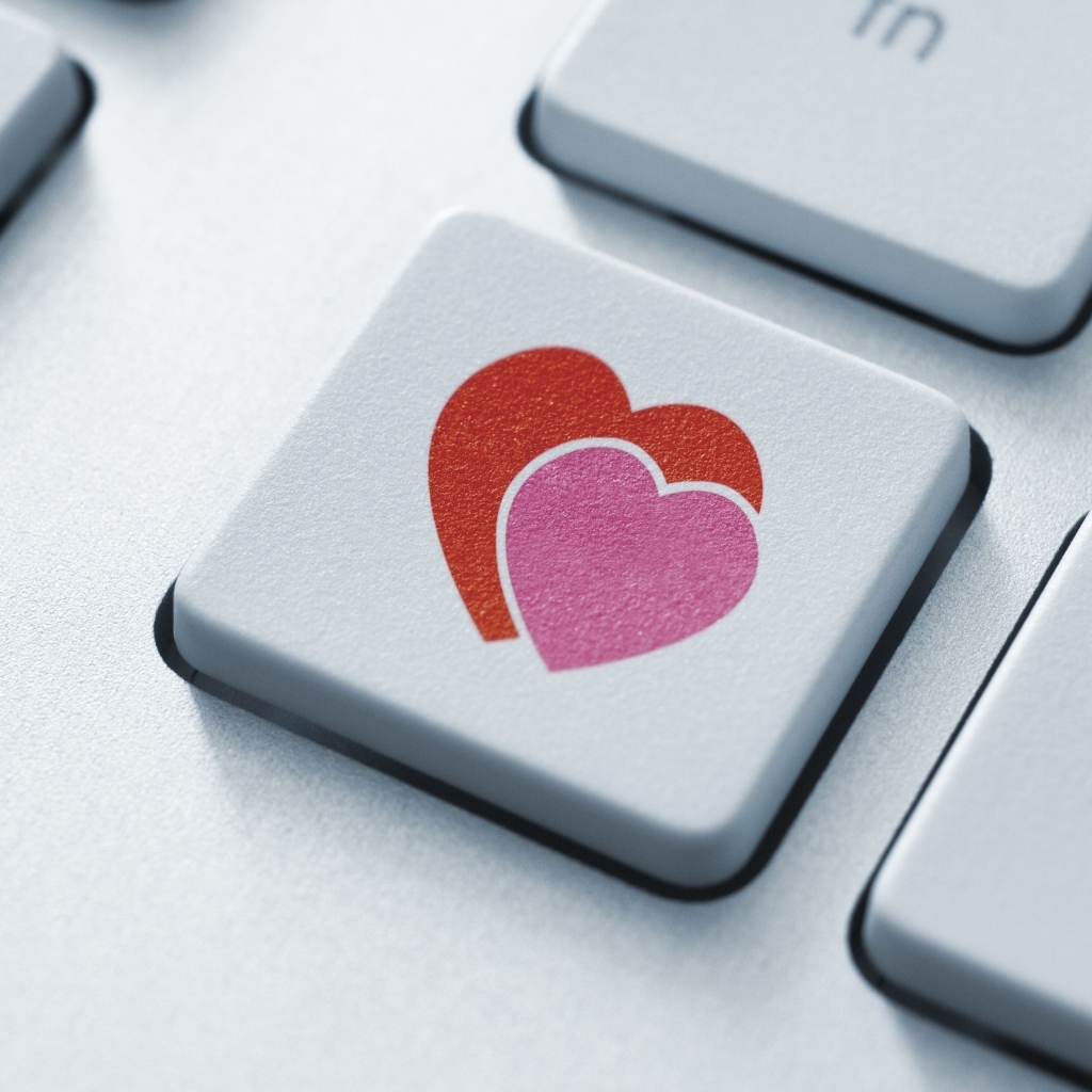 Кнопка клавиатуры с сердечками