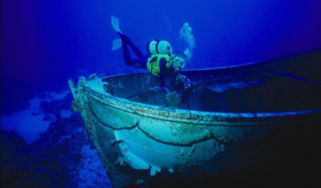 Затонувший корабль