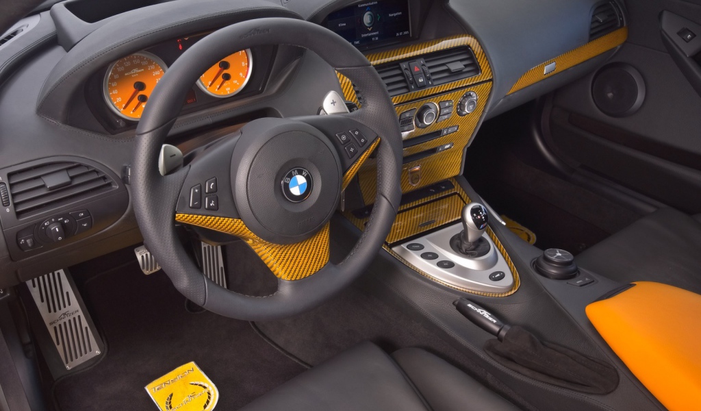 Внутри салона BMW Schnitzer