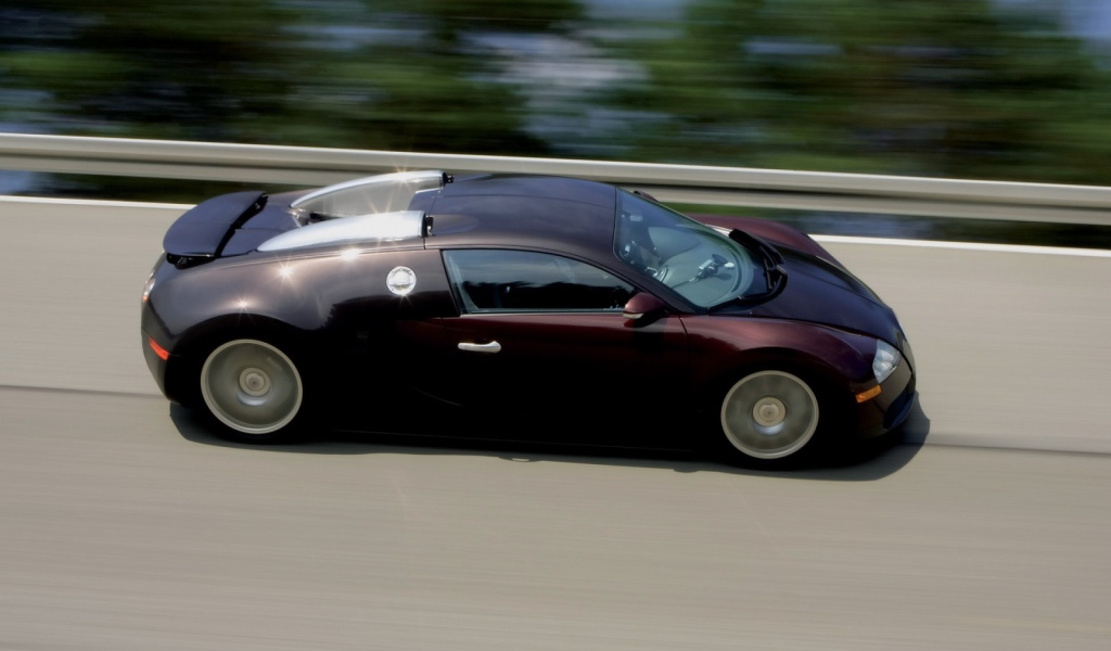 Супер быстрый Bugatti Veyron