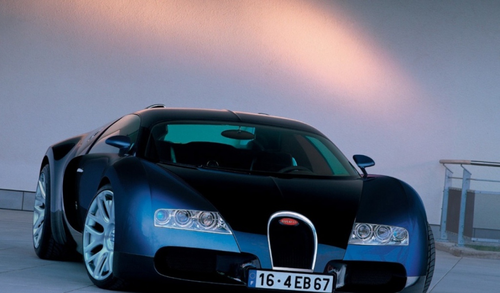 Голубой Бугатти