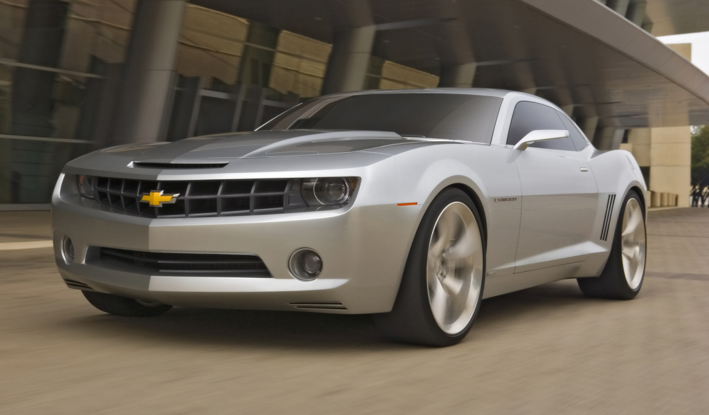 Зверь автомобиль Camaro