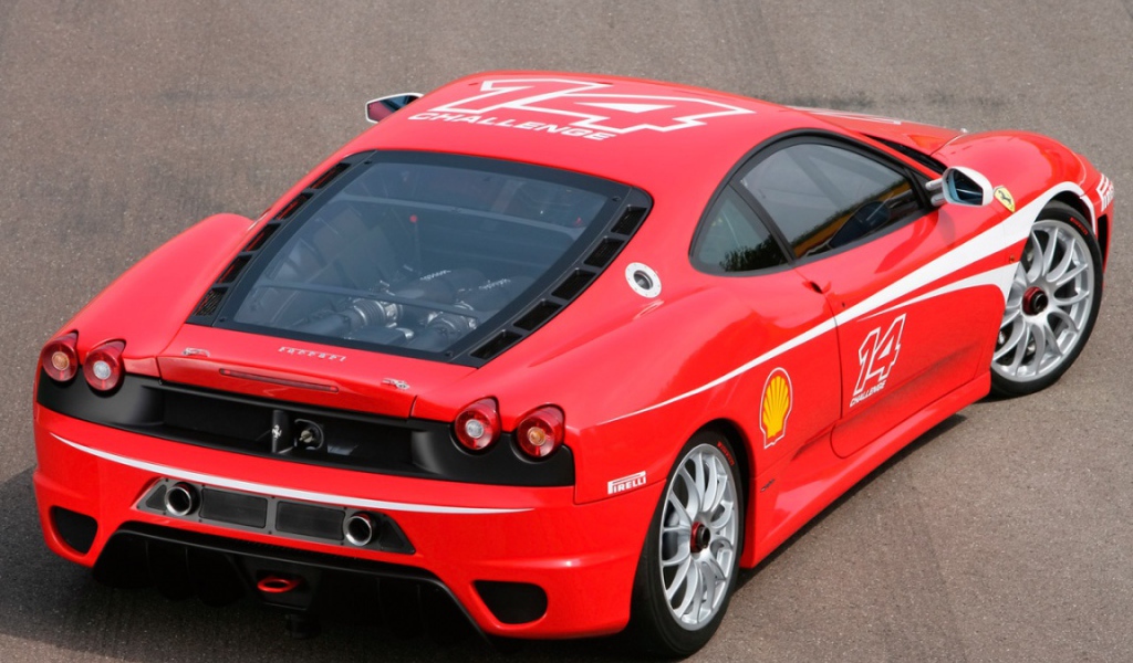  Ferrari вид сверху