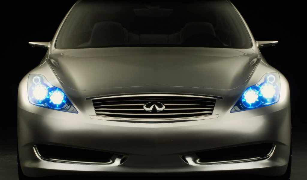 Авто Infiniti Coupe