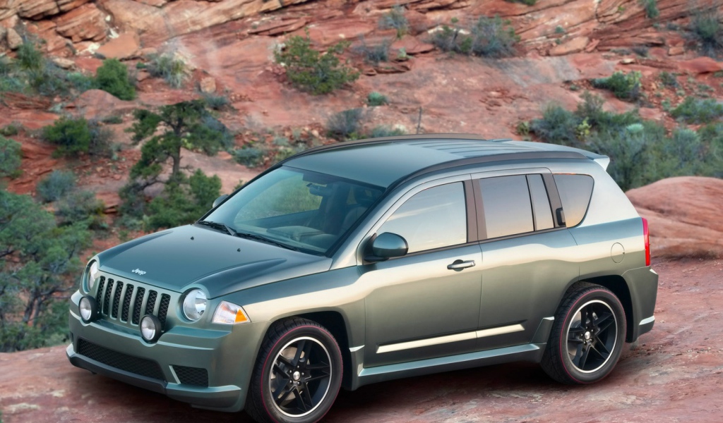 Автомобиль Jeep Compass