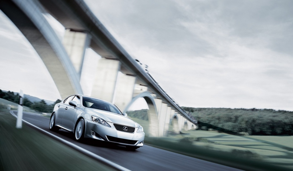 Быстрый Lexus IS 250