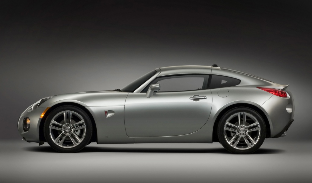 Серый Pontiac Solstic